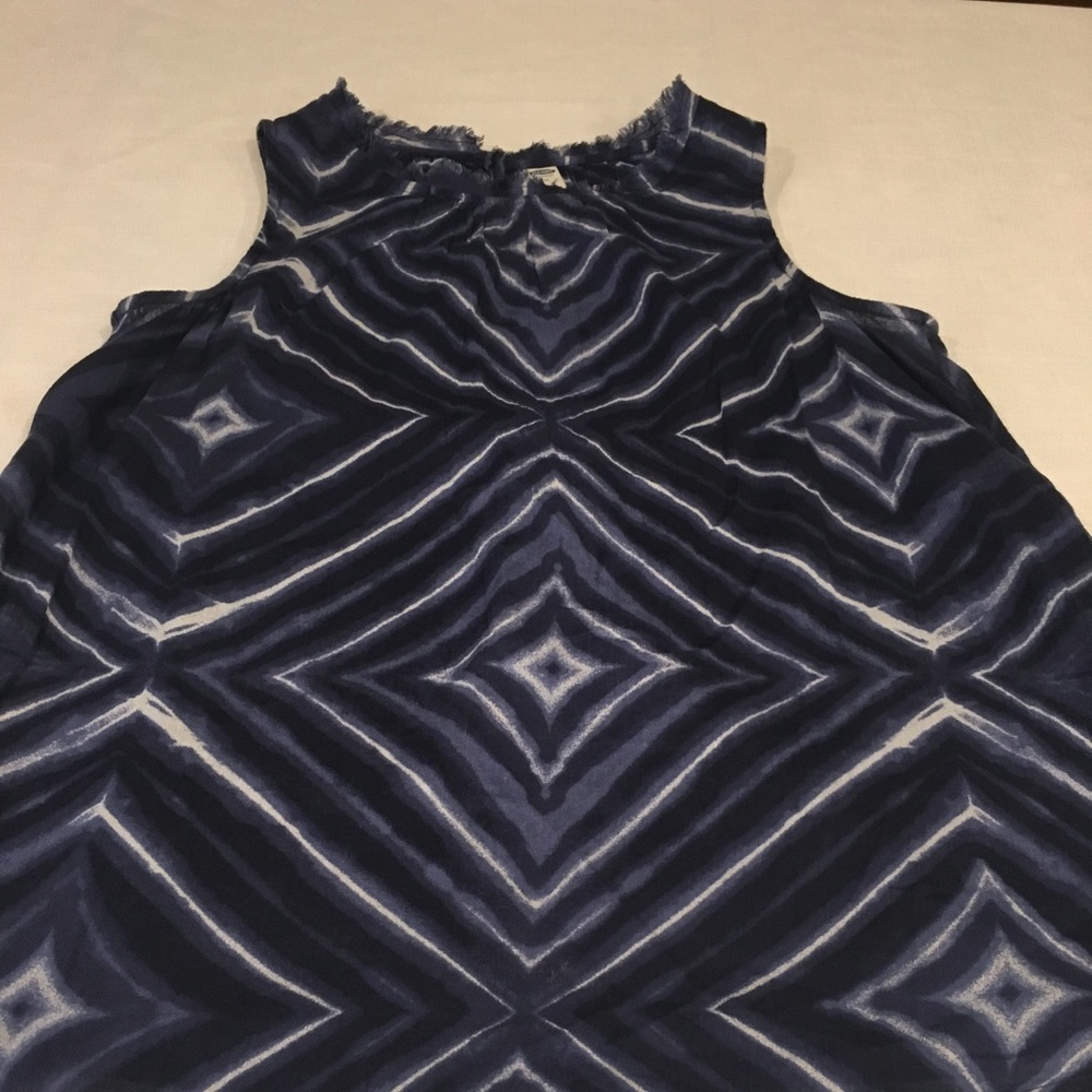 Old Navy sleeveless top